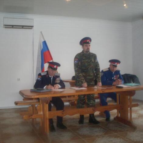 Казачий круг Хутора Платовский.