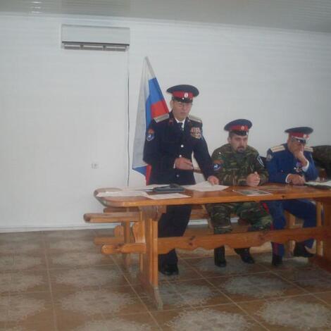 Казачий круг Хутора Платовский.